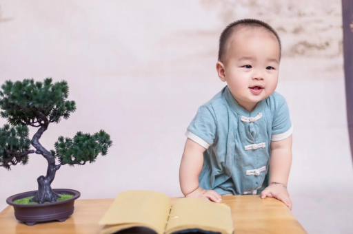 乳山7个月的宝宝